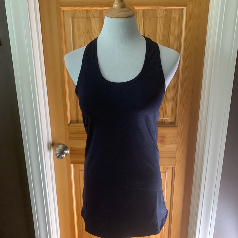 Brand new Athleta Shanti Tank.